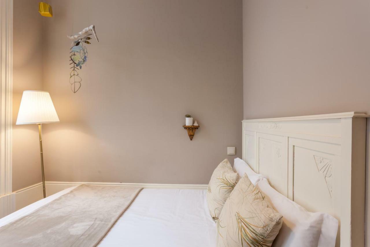 Small Double Room with Private Bathroom,806520063:JPEG